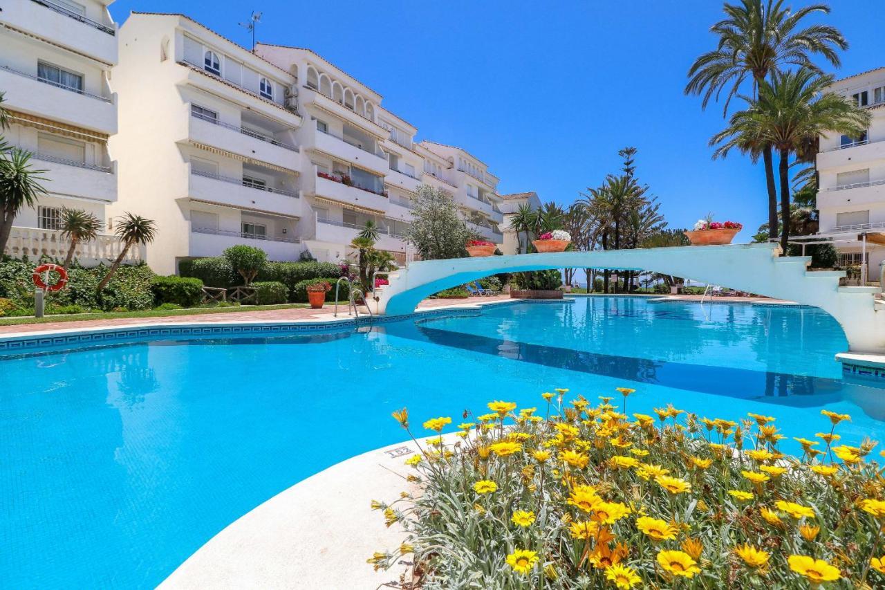 Apartment Luxury With Pool View - Playa Real Beachfront *