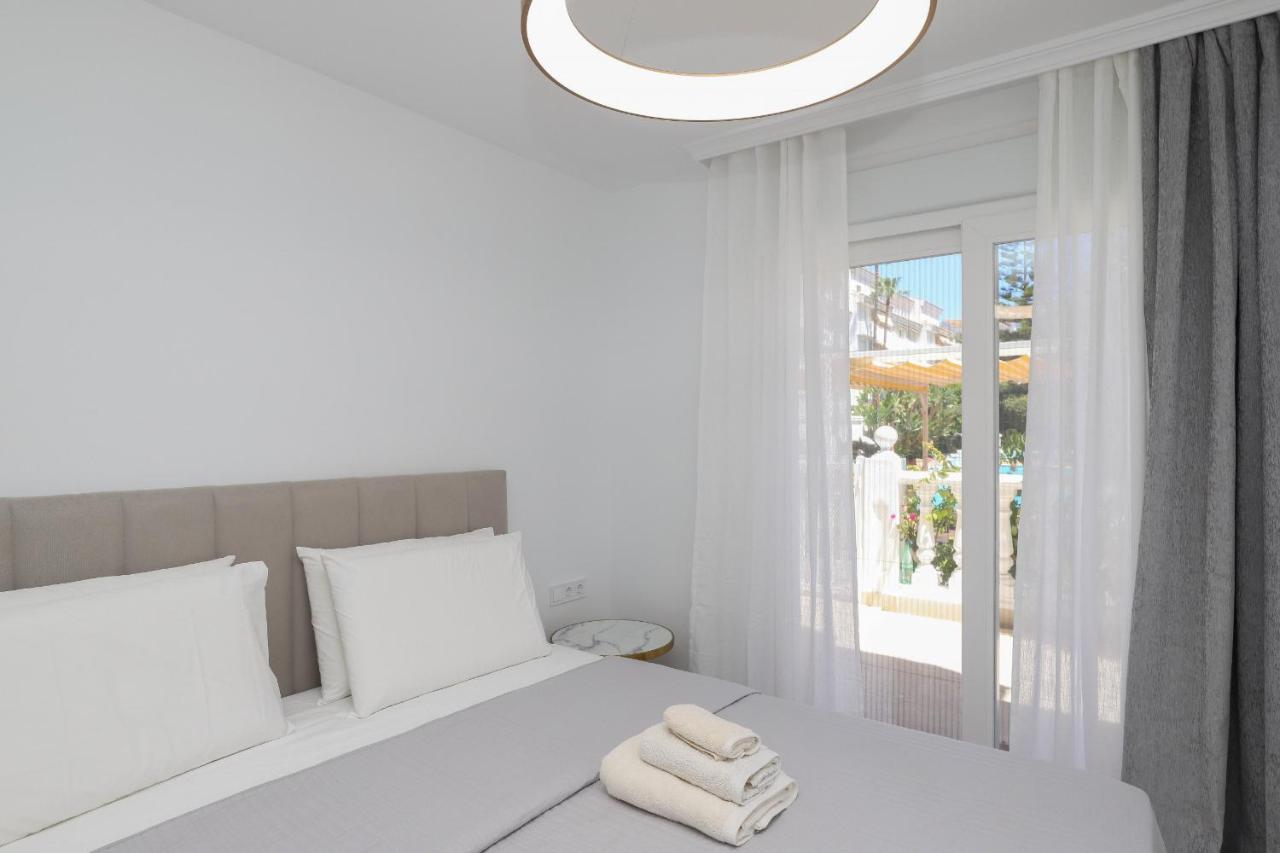 Luxury With Pool View - Playa Real Beachfront *