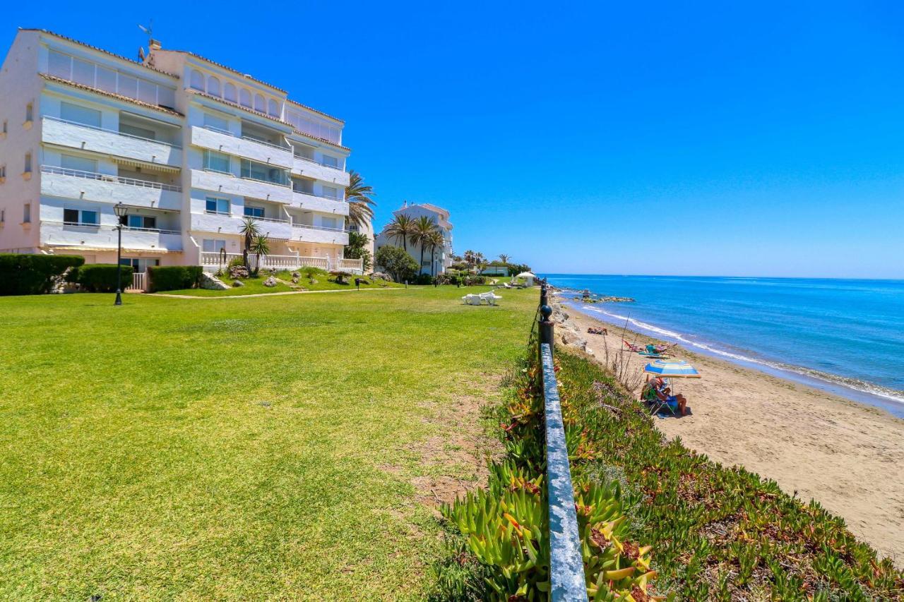 Apartment Luxury With Pool View - Playa Real Beachfront Marbella