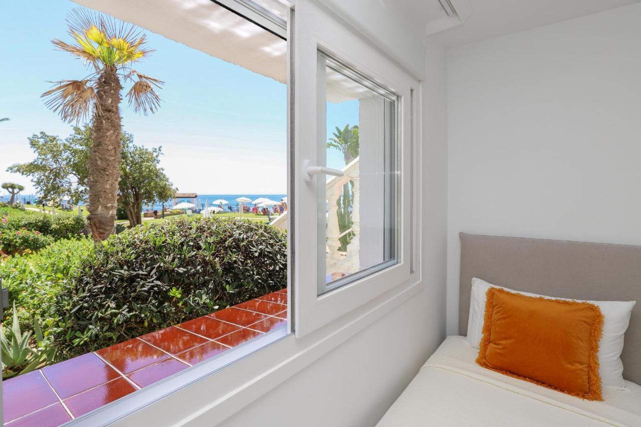 Luxury With Pool View - Playa Real Beachfront * Marbella