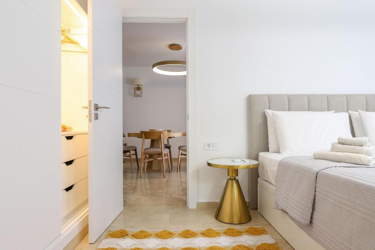 Apartment Luxury With Pool View - Playa Real Beachfront *