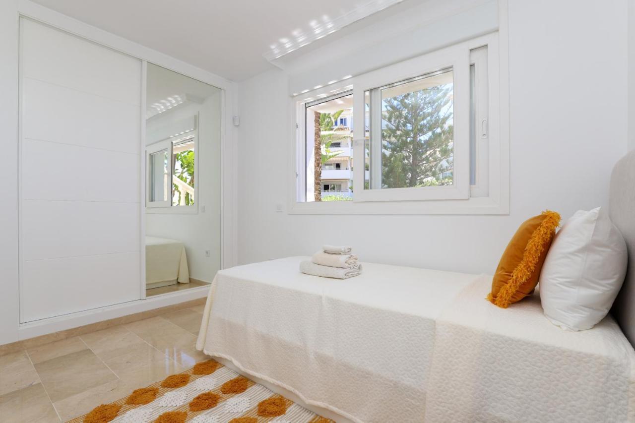 Apartment Luxury With Pool View - Playa Real Beachfront *